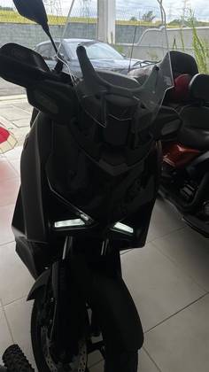 YAMAHA XMAX 300 CONNECTED ABS 